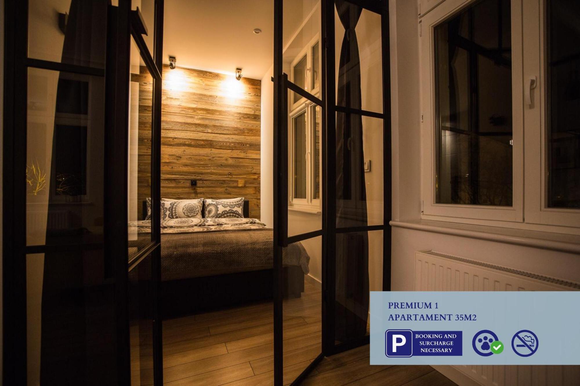 Premium With Free Private Parking Apartment